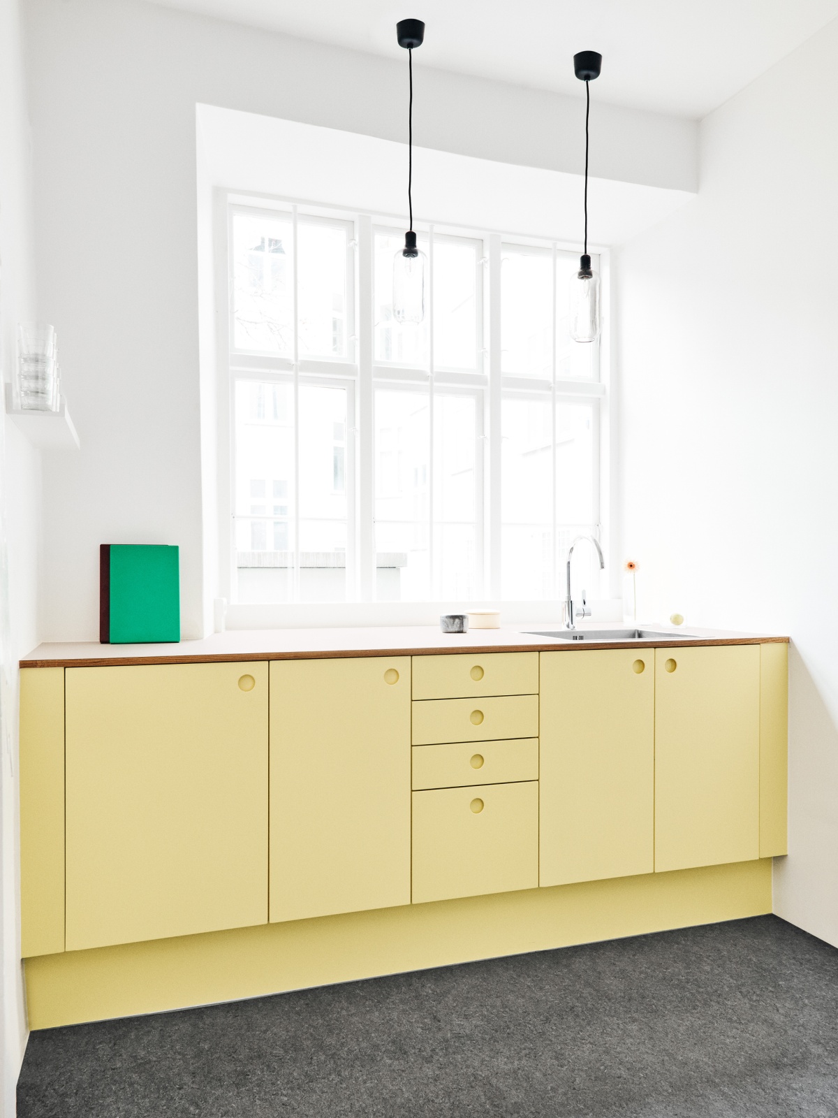 BASIS yellow kitchen fronts