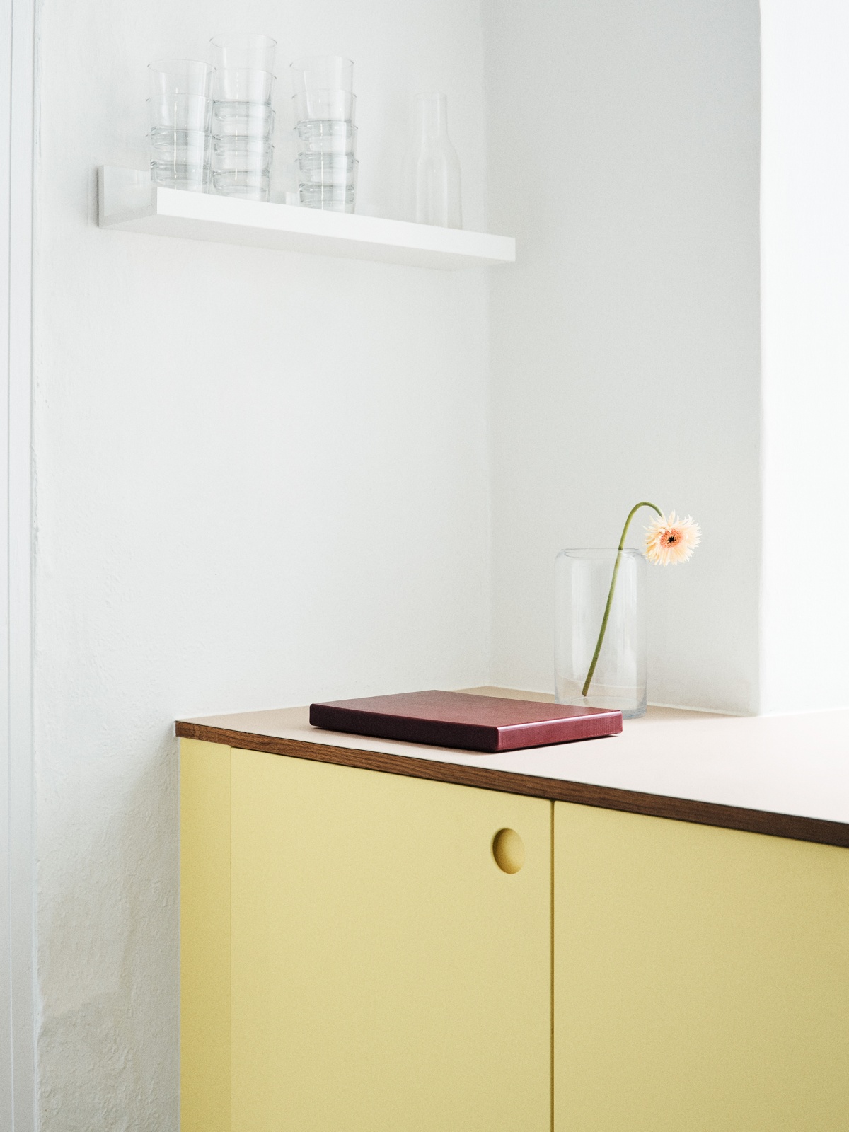 BASIS yellow kitchen fronts