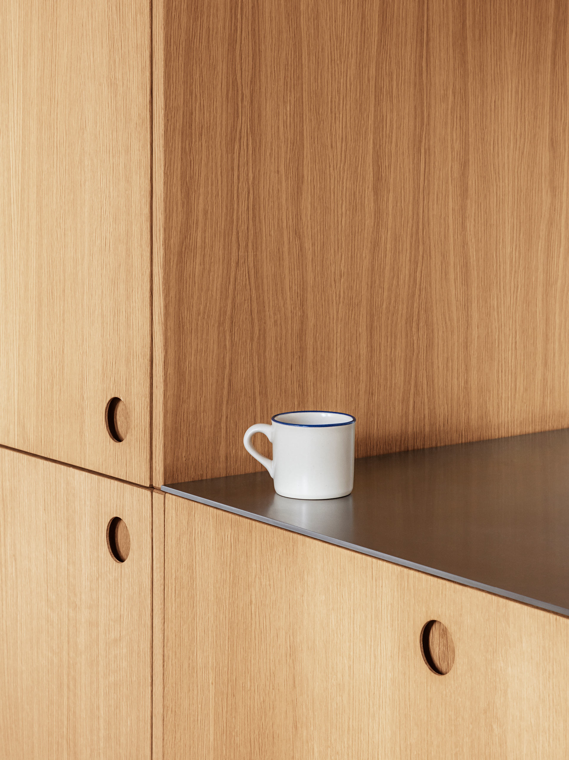 Handles for BASIS kitchen in natural oak