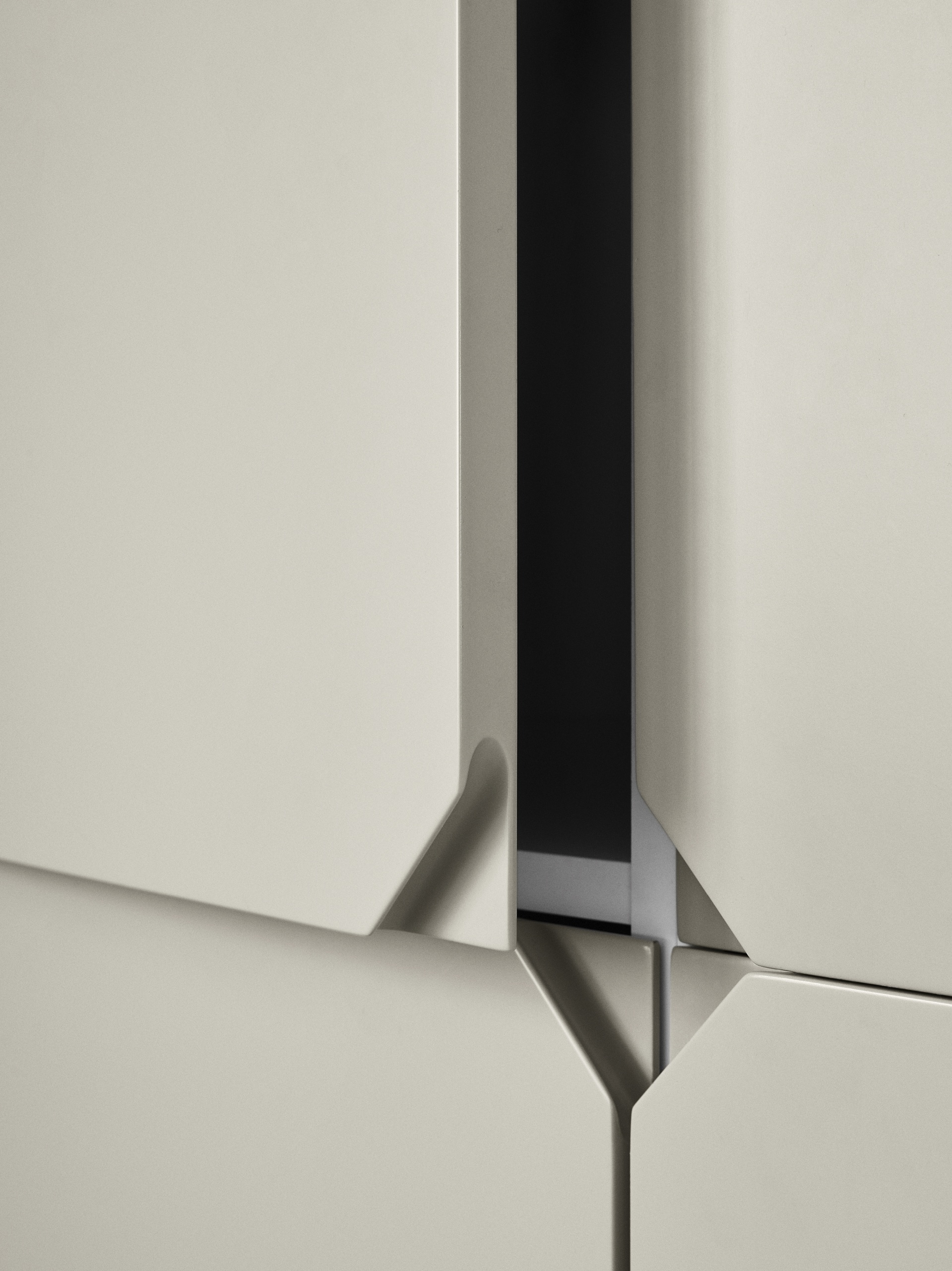 Painted handles for DEGREE fronts