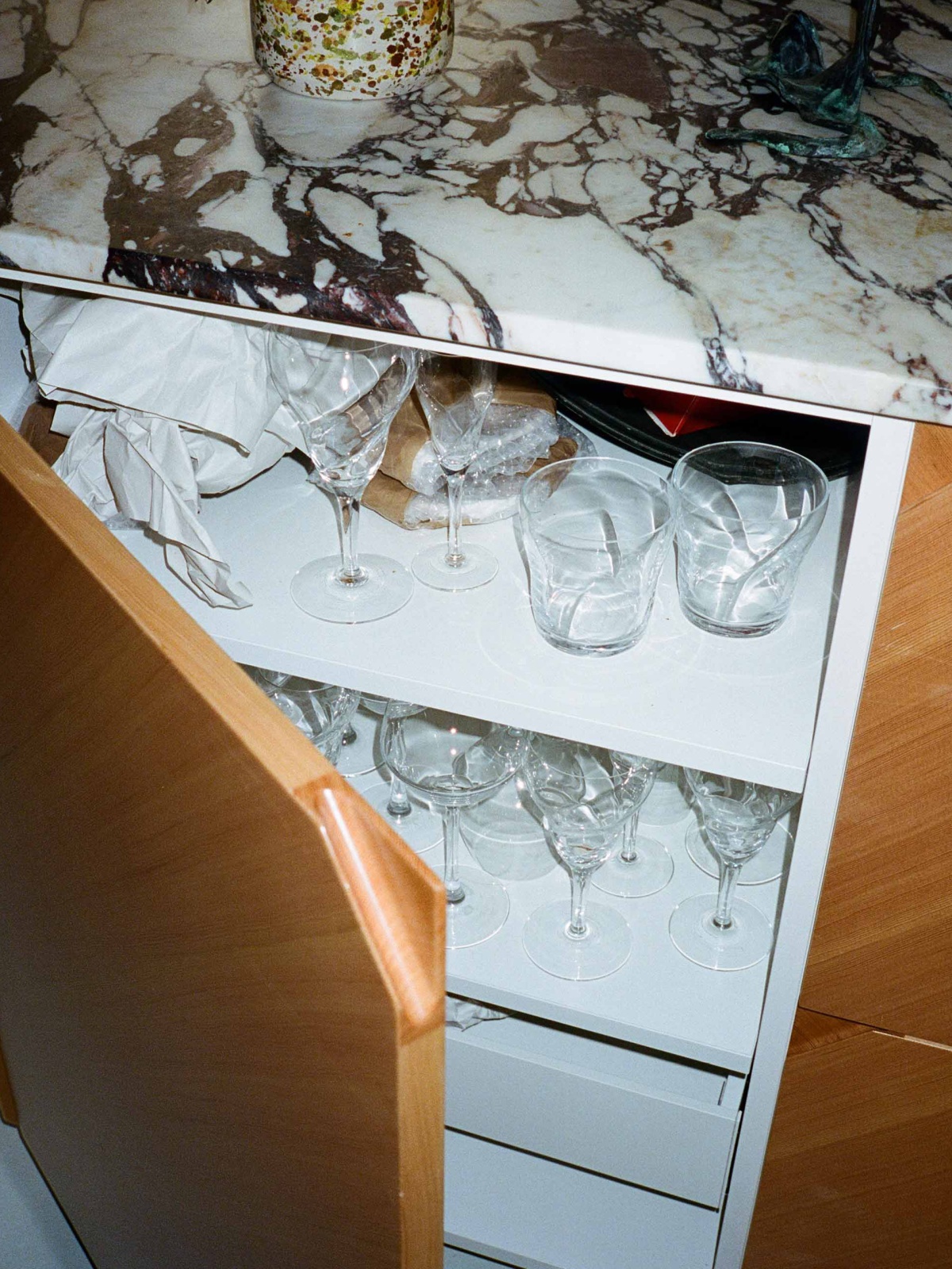 Cabinet with glass