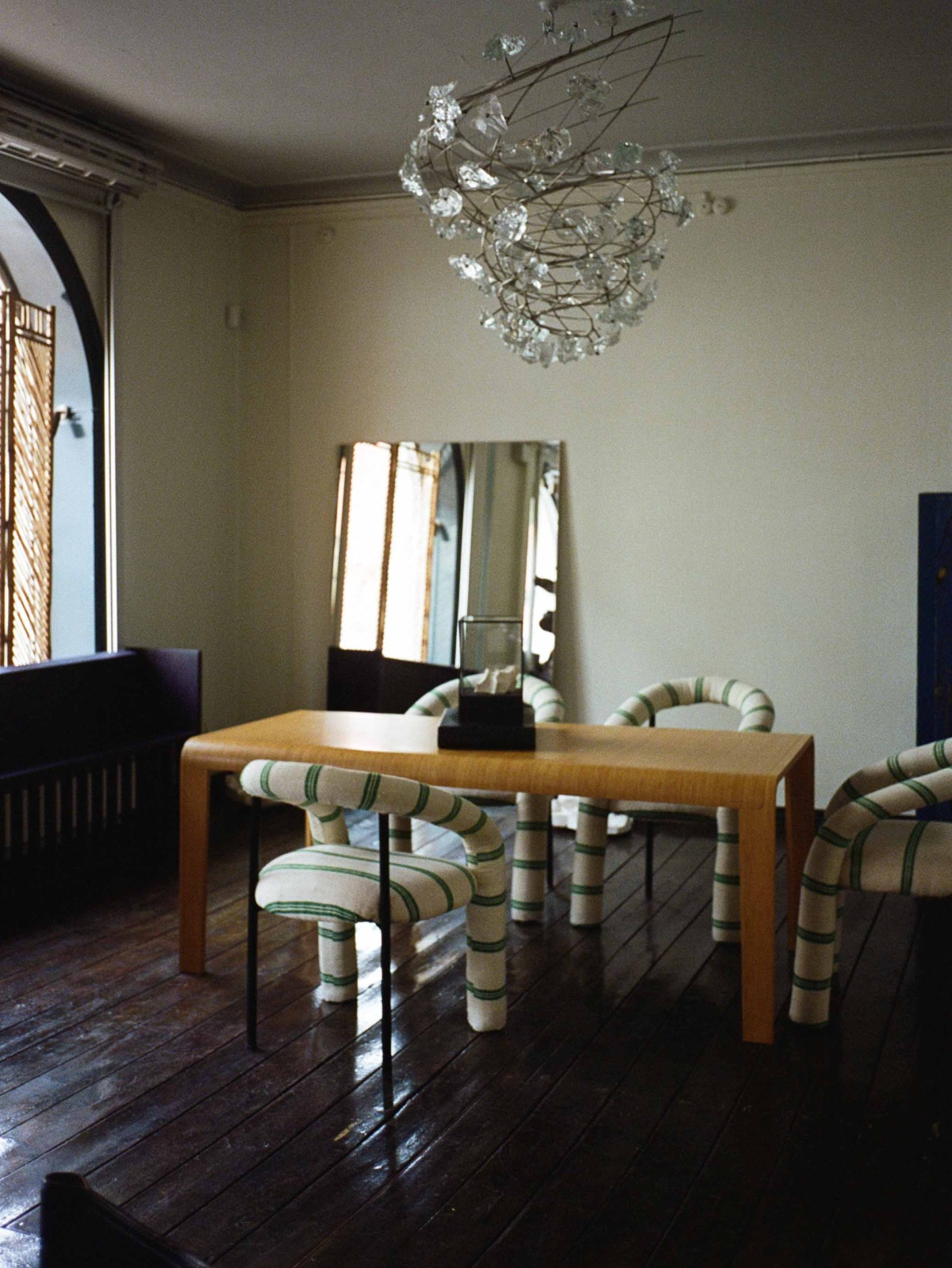 Table and chairs, Griegst